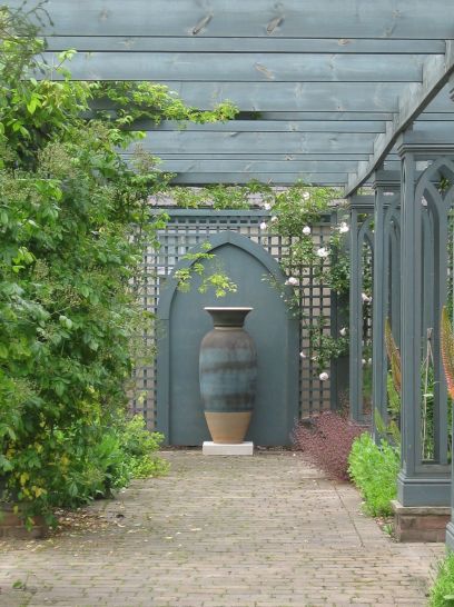 Large garden pot sculpture